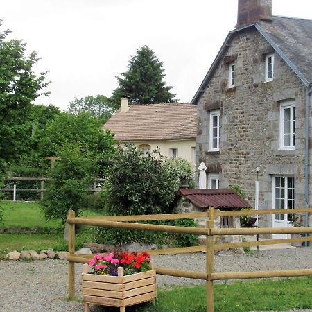 Gite Marlotte La Lande-Saint-Simeon Ngoại thất bức ảnh